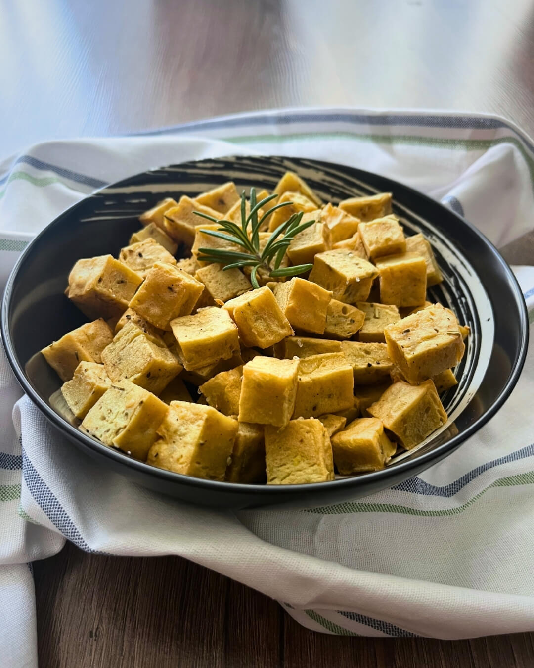 teljes értékű növényi recept - egyszerű tofu_vöröslencse