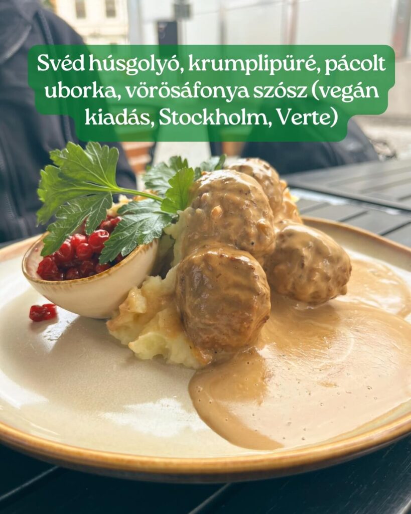Svéd húsgolyó, krumplipüré, pácolt uborka, vörösáfonya szósz (vegán kiadás, Stockholm, Verte)