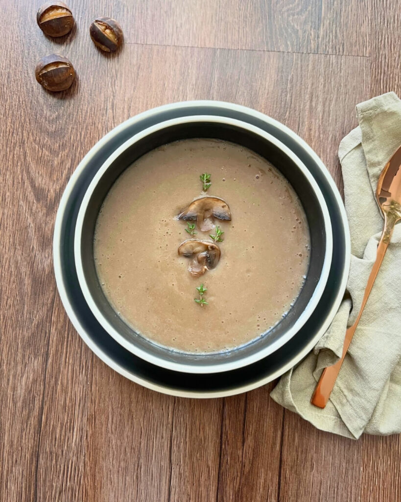 Gesztenyés gombakrémleves